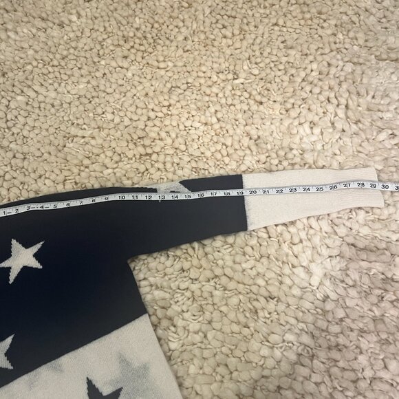 360 Cashmere crew neck navy and white sweater with stars - Picture 6 of 6